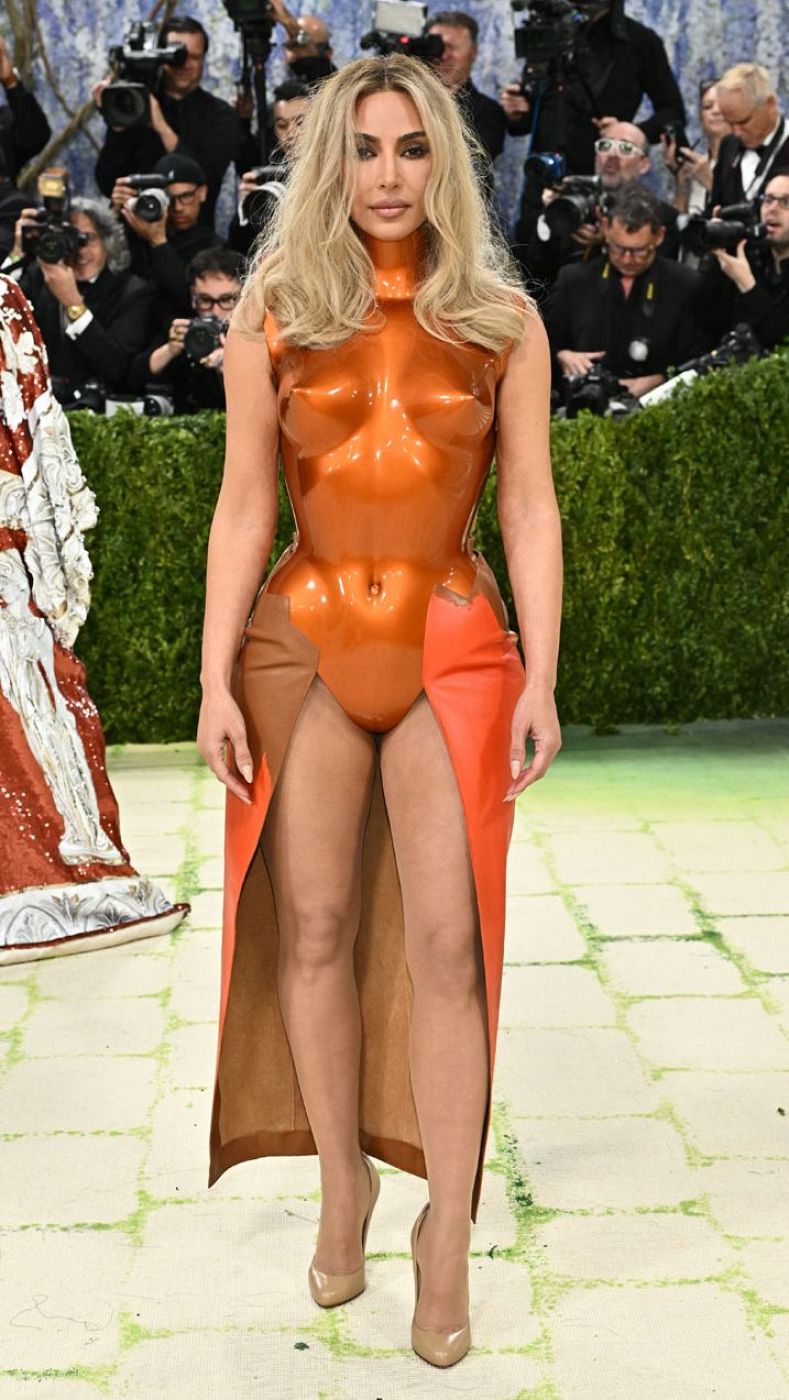 Kim KArsahian en la Met Gala