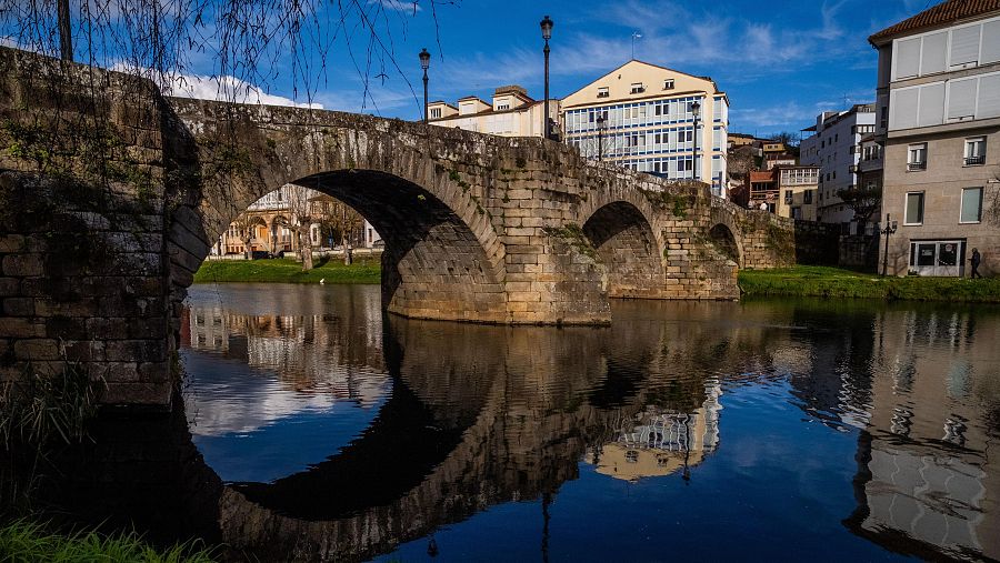 Puente Viejo del Rio Cabe en Monforte de Lemos