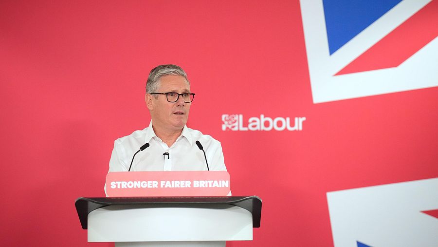 Keir Starmer en un discurso tras la derrota laborista en las elecciones locales de Reino Unido