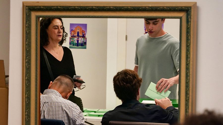 368.853 jóvenes votan harán por primera vez en las elecciones andaluzas este 17 de mayo