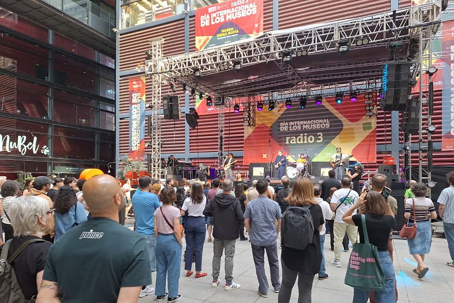 Carlangas actúa en el Día Internacional de los Museos de Radio 3