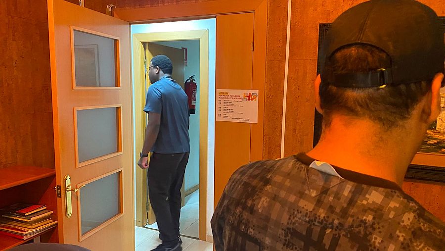 Fagildo es uno de los cuatro religiosos mercedariso que comparten piso con nueve presos.