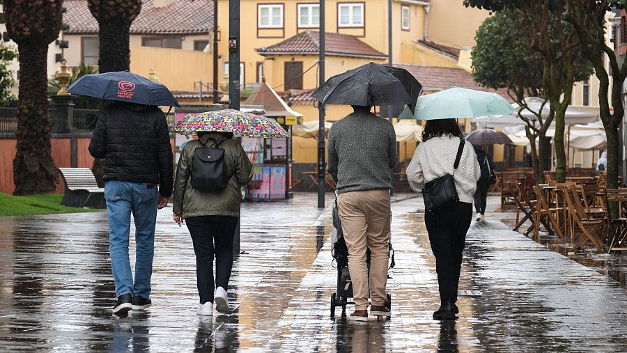 Una primavera cálida y seca en la península, y húmeda en Canarias.