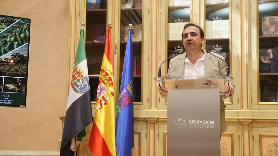 David Galán, jefe de Servicio de Desarrollo Rural, Agricultura y Ganadería, en la presentación del Plan Director Agroalimentario y Forestal de la Diputación de Badajoz
