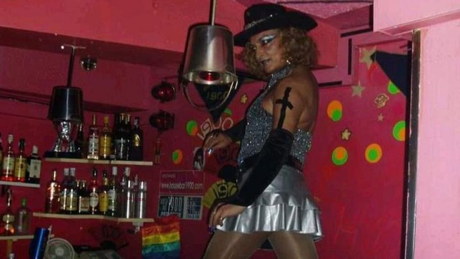 Miss Julys recibe el Triángulo Rosa como icono del colectivo LGTBI