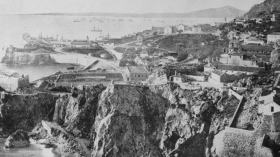 Gibraltar y su puerto abarcan parte de la Bahía de Algeciras