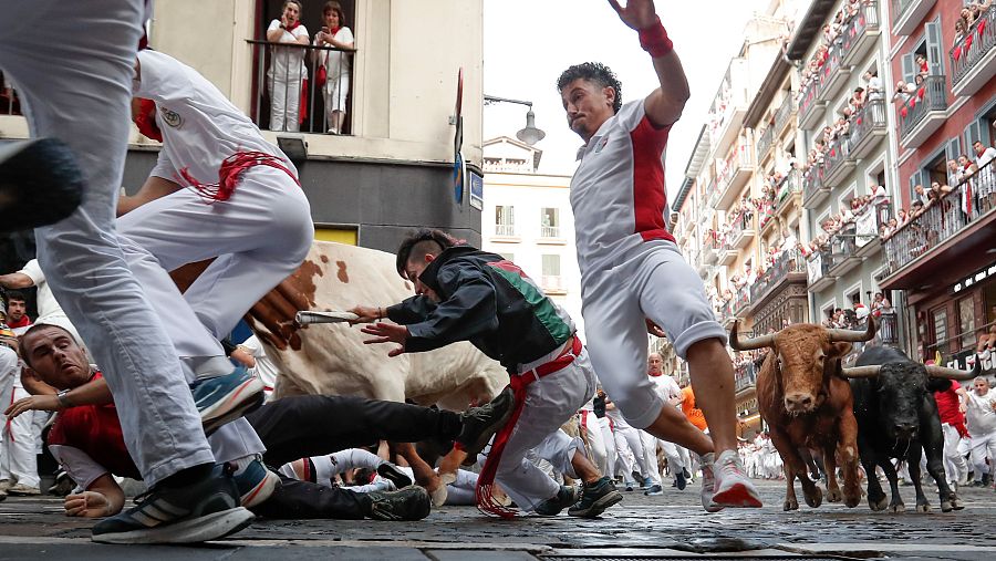 Las fotos más impactantes del sexto encierro de San Fermín