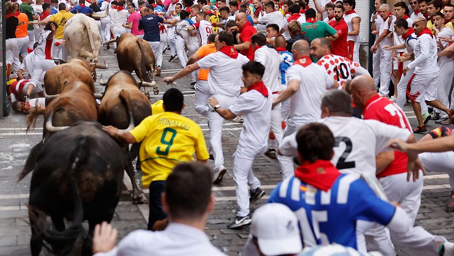 Las fotos más impactantes del sexto encierro de San Fermín