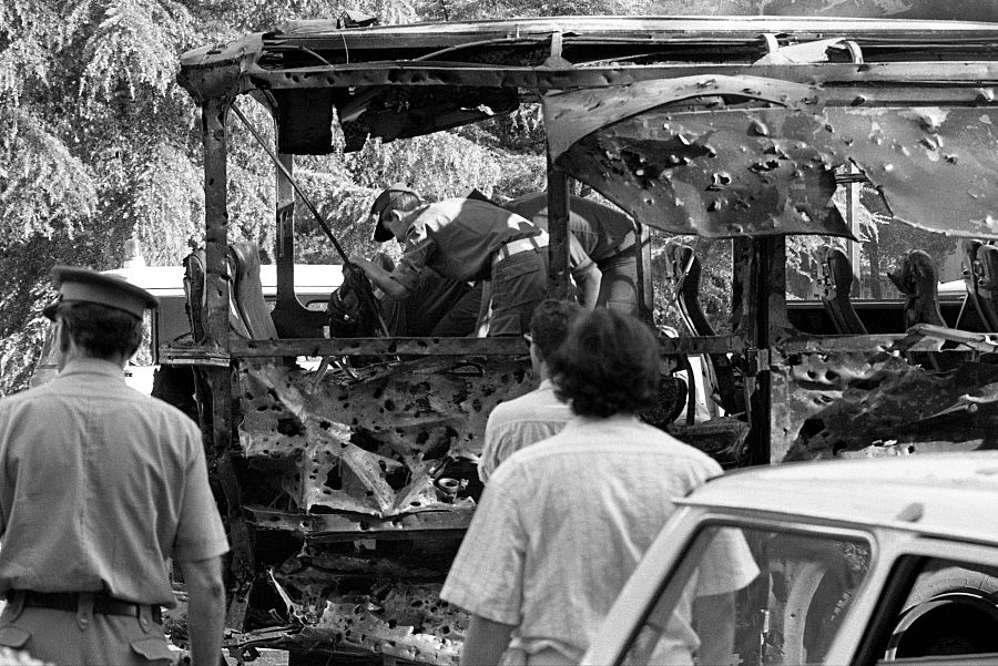 La mayor masacre de ETA contra la Guardia Civil: 40 años del atentado en la plaza República Dominicana de Madrid