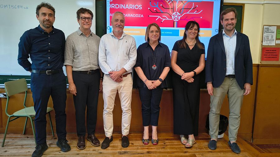 Carlos Rullán, Parlamento Europeo España; Damián Castaño,Parlamento Europeo en España; David Corral, RTVE; Rosa Serrano, eurodiputada S&D; Ana Mancho, UNIZAR y Borja Giménez Larraz, eurodiputado PPE.