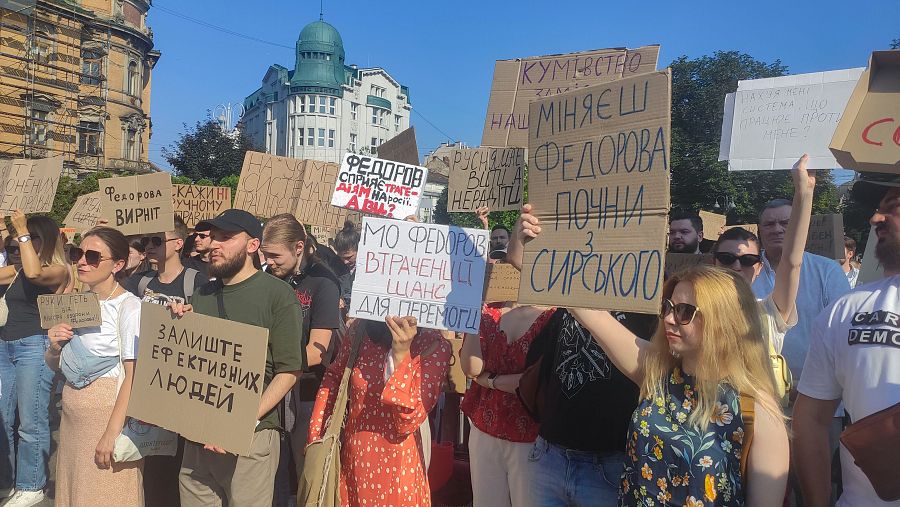 Protestas por la destitución del ministro de Defensa de Ucrania, Mikhailo Fedorov, por el presidente, Volodímir Zelenski