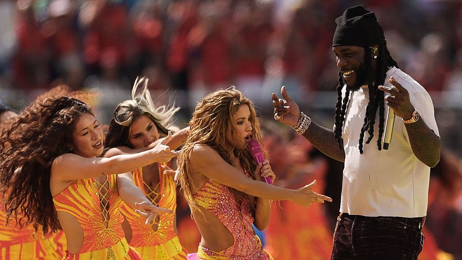 Actuación de Shakira en el intermedio de la final del Mundial de Fútbol entre España y Argentina