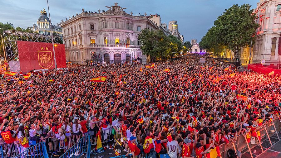 Tarde noche de fiesta en Madrid