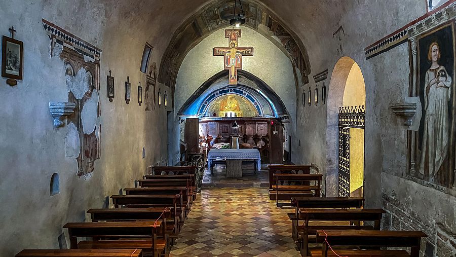 Iglesia de San Damiano en la que san Francisco de Asís recibió el encargo para 