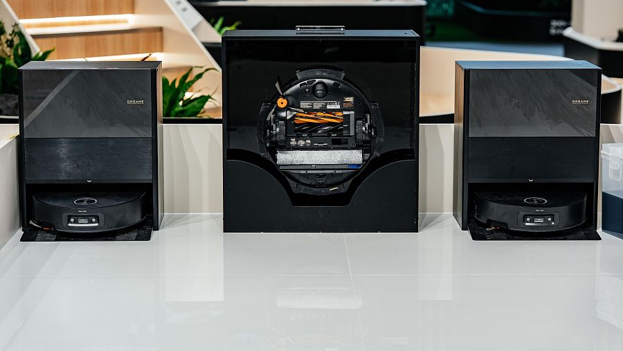 El nuevo modelo de robot aspirador que limpia con vapor del fabricante chino Dreame