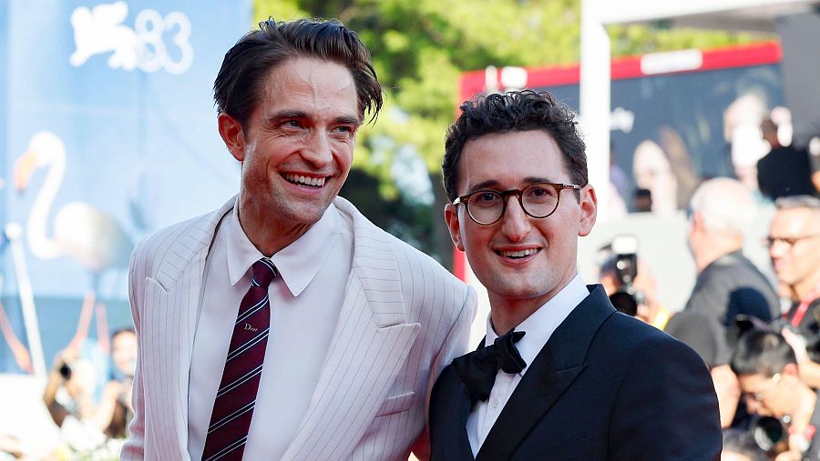 El actor Robert Pattinson y el director Lance Oppenheim estrenan 'Primetime' en la Mostra de Venecia