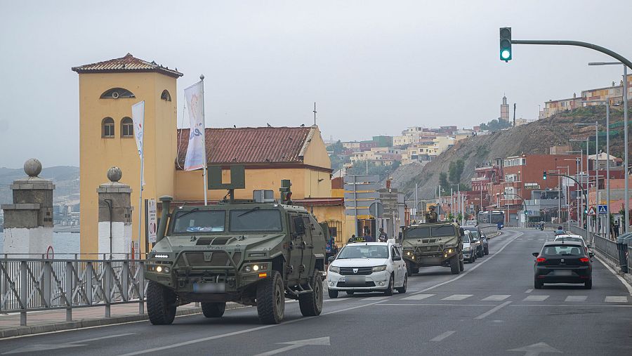 Vehículos militares en Ceuta