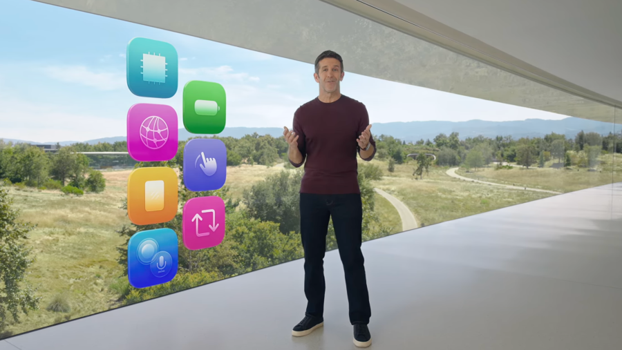John Ternus durante la presentación de los nuevos iPhone 18 Pro