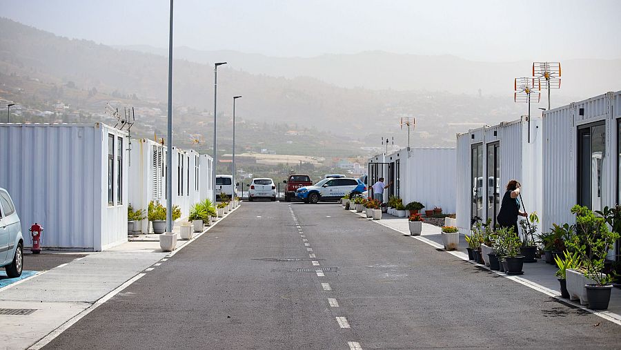 60 familias continúan residiendo en viviendas modulares y prefabricadas de madera