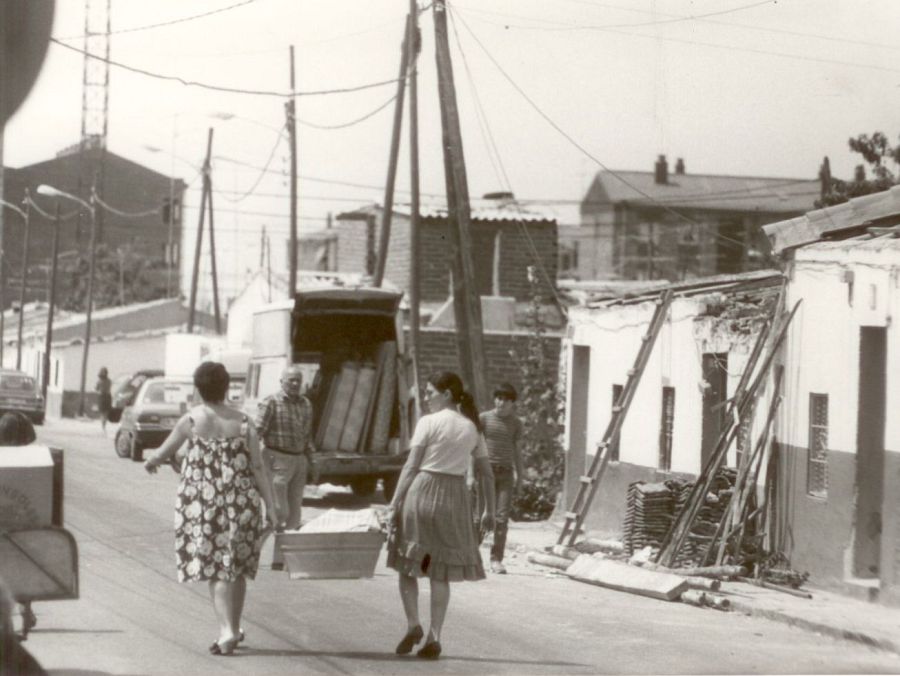 Mujeres en las calles de Entrevías