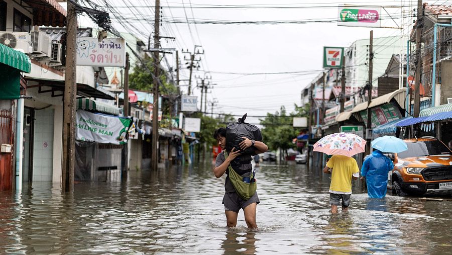 Una calle del distrito de Bang Bua, Bangkok