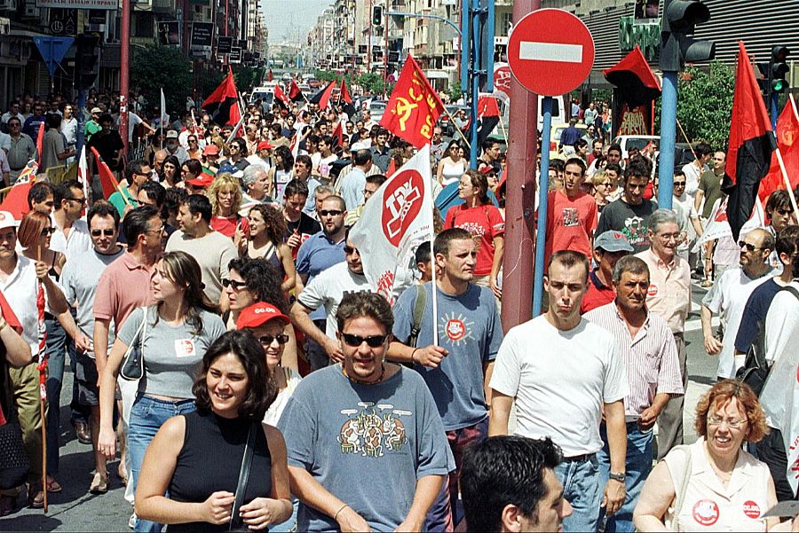 El piquete sindical recorre las principales zonas comerciales de Alicante el 20 de junio de 2002