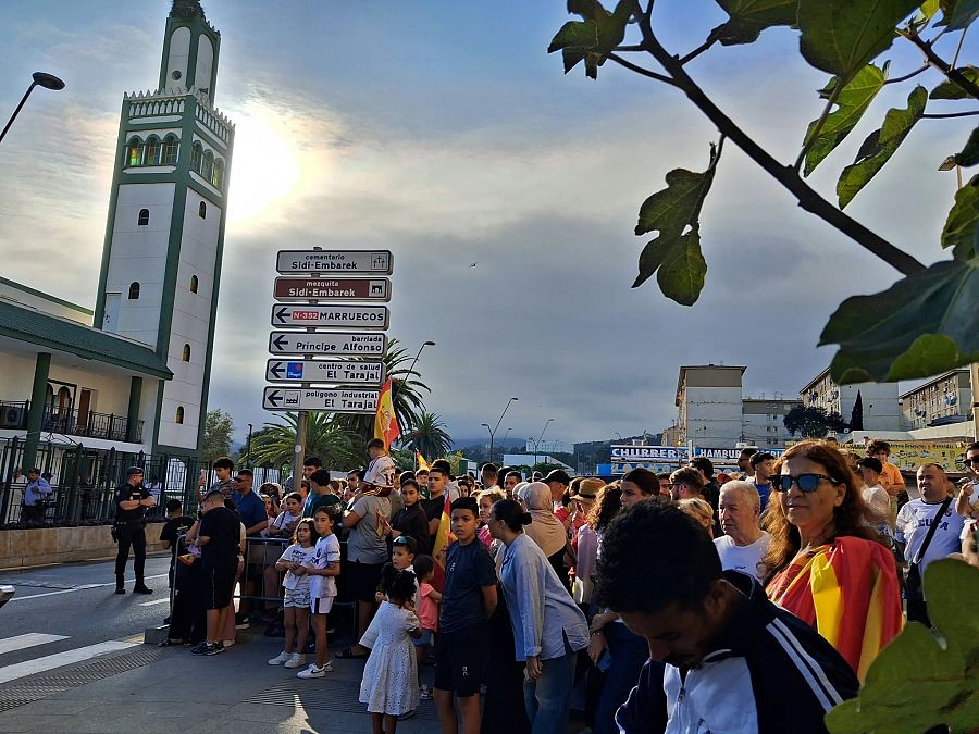 La tarde va cayendo sobre la mezquita de Sidi Embarek