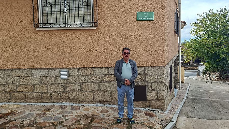 Robledillo de la Jara: el pueblo que bautizó su plaza como TVE con 