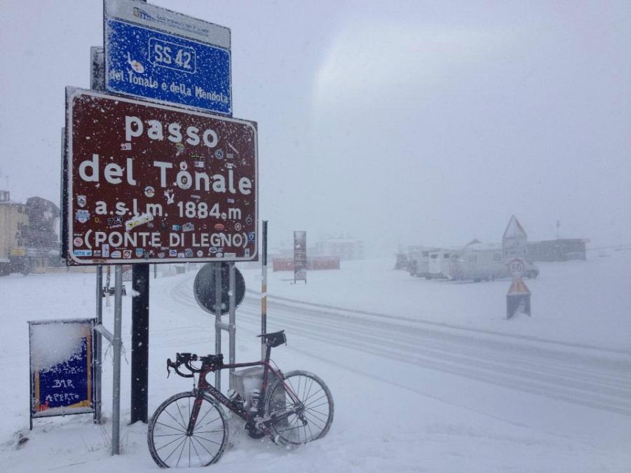 Imagen de la nieve caída en el Passo del Tonale.