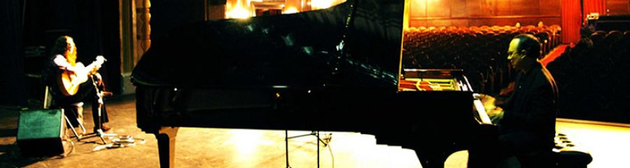 Tomatito  maniene desde hace 20 años un duo junto al pianista Michel Camilo con un gran éxito internacional