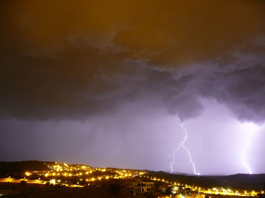 Rayos en el cielo de Toledo. 13/10/2008