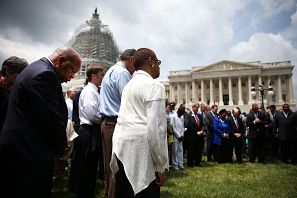 Members Of Congress Hold Prayer Circle For Charleston Shooting Victims