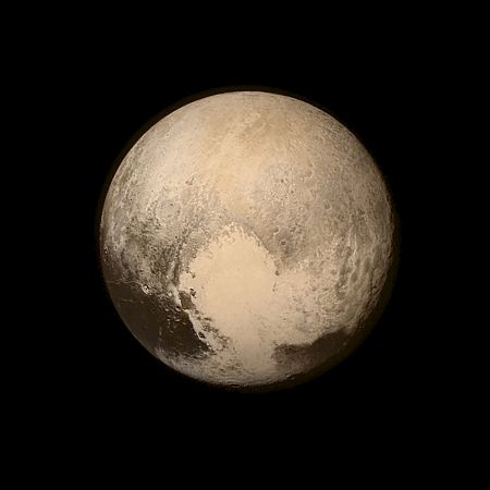 Imagen de Plutón a 766.000 kilómetros, captada por 'New Horizons' el 13 de julio