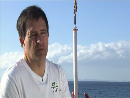 El Ecólogo M.A.Mateo del CSIC dirige el equipo científico que realiza la campaña.