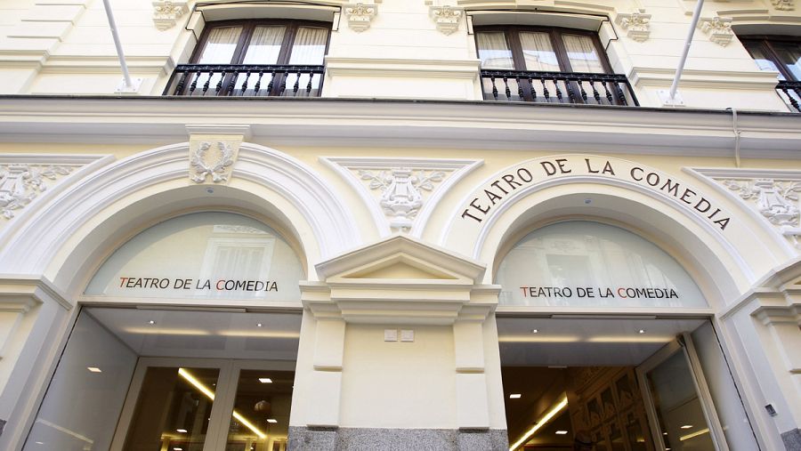 Imagen de la fachada rehabilitada del Teatro de la Comedia
