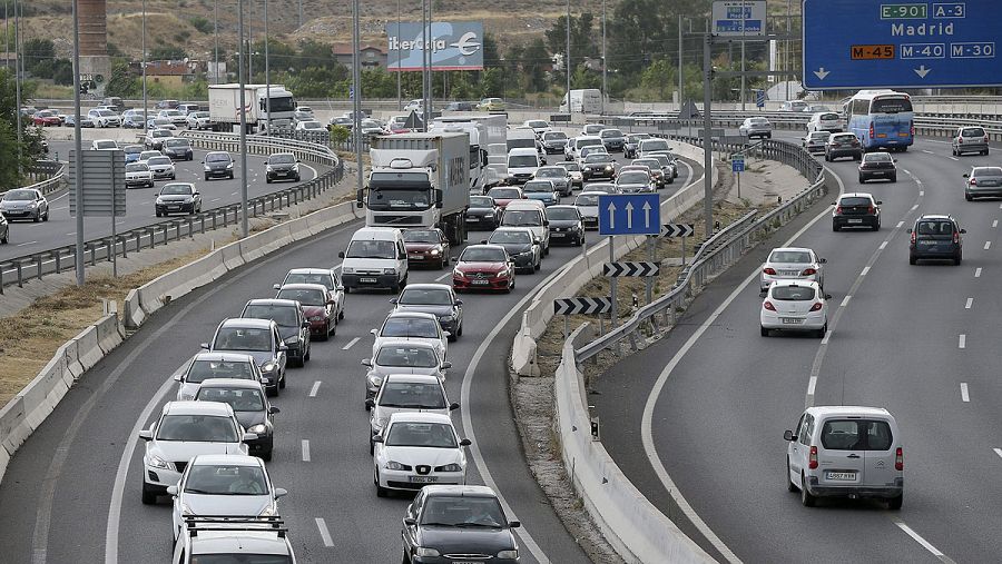 Tráfico en la A-3 a la salida de Madrid el viernes 31 de julio