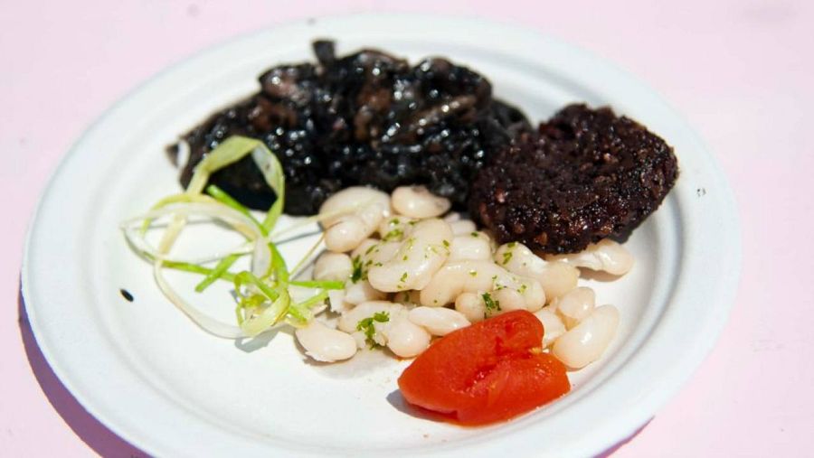 La tapa de The Rolling Caravan