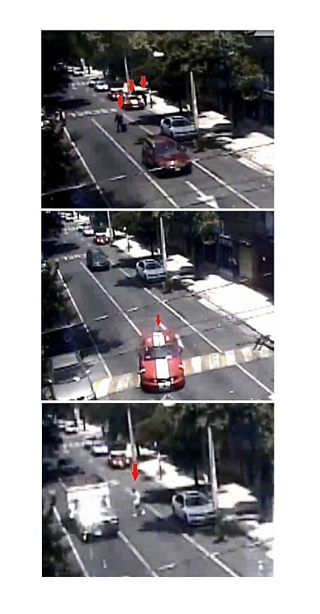 Secuencia de imágenes tomadas de una cámara urbana en Ciudad de México donde se observa a tres sujetos como 