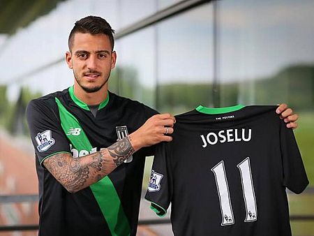 Joselu, nuevo jugador del Stoke City