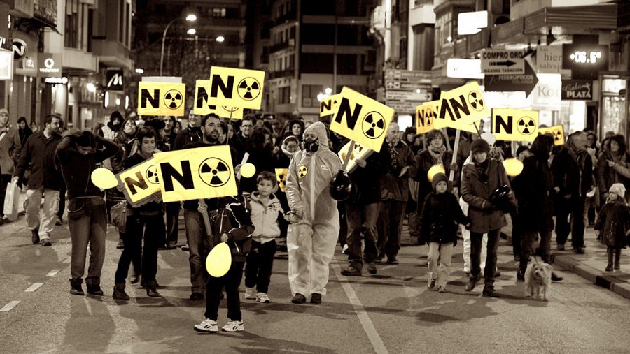 Protestas contra el almacén nuclear