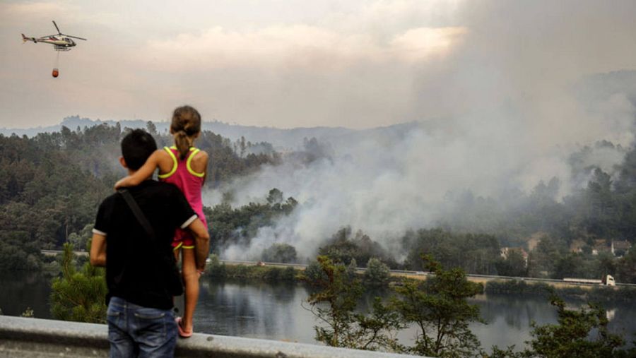 INCENDIO FORESTAL EN PEREIRO DE AGUIAR