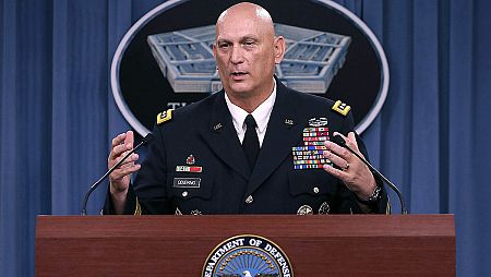 El jefe del Ejército de Tierra de Estados Unidos. Ray Odierno, durante su rueda de prensa en el Pentágono