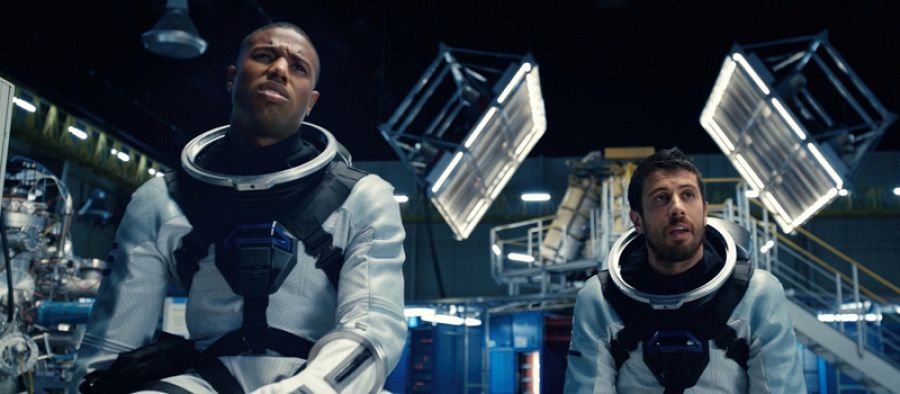 MIchael B. Jordan (Johnny Storm) y Victor Domashev (Tobby Kebell)