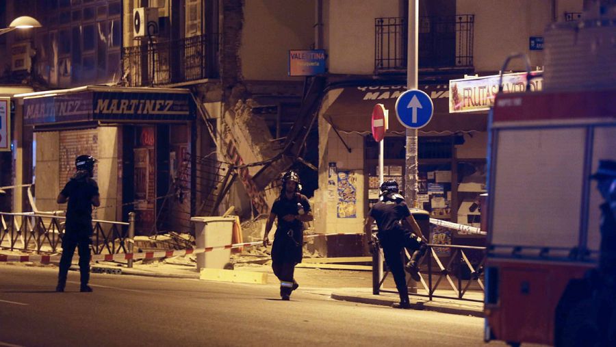 AFECTADOS POR EL DESALOJO EN TETUÃ¿N SON 27 PERSONAS DE UNO DE LOS EDIFICIOS