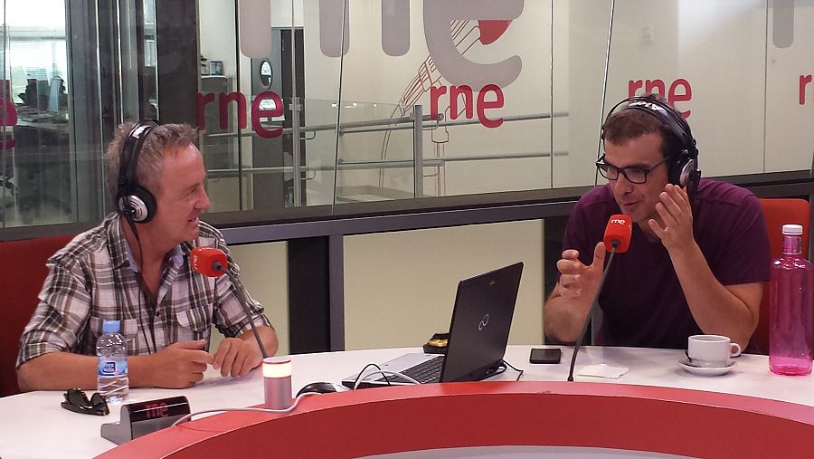 Carlos Hipólito y Luis Merlo, en un momento de la entrevista.