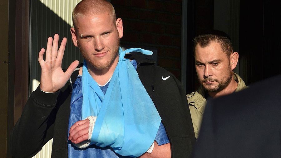 El marine Spencer Stone abandona el hospital