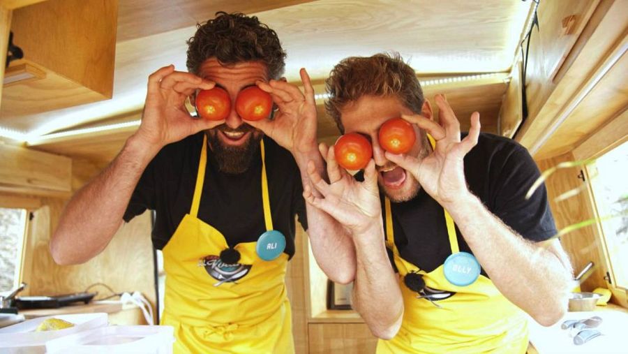 Ali y Olly, Somewhere