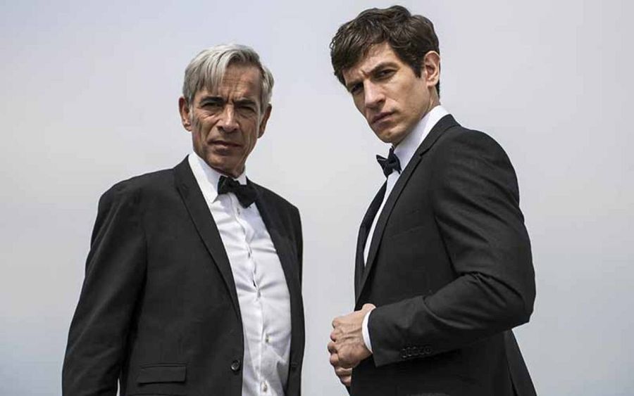 Anacleto y su hijo Adolfo (Imanol Arias y Quim Gutiérrez)