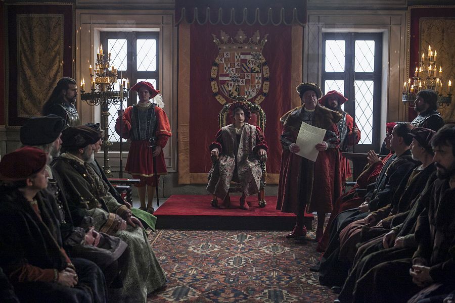 Carlos no es bien recibido en la Corte