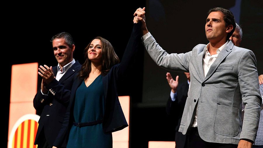 La candidata de C's, Inés Arrimadas, junto al presidente del partido, Albert Rivera.